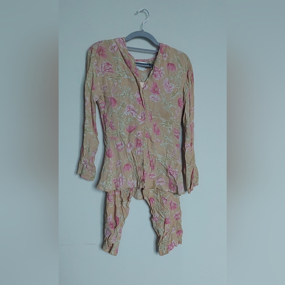 Vintage Tan & Pink Floral Michael Kors 2-Pieces Hooded Top & Capris